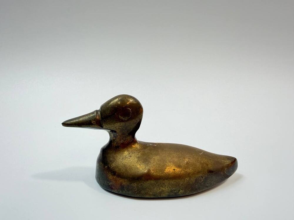Metal Duck Figurine Paperweight Brass Tone Bird Statue Vintage Style 0.40 lb
